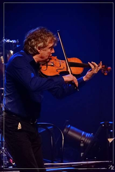 NIK_12952-in Didier Lockwood - Violons Barbares - Guo Gan 09-12-2015 (Zz)  (p).jpg